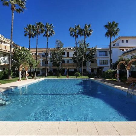 Lovely Apartment In Denia; El Patio Bagian luar foto