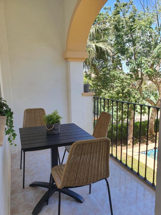 Lovely Apartment In Denia; El Patio Bagian luar foto