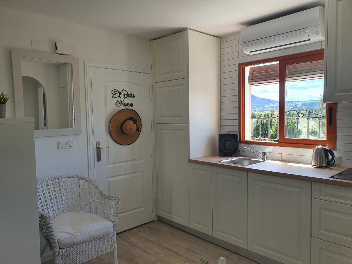 Lovely Apartment In Denia; El Patio Bagian luar foto